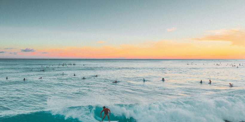 Sunset Shores: A Coastal Escape to Beach City - Image 3